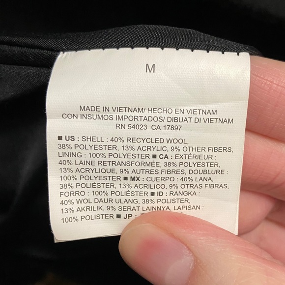 LAST CALL! EUC black old navy pea coat - Picture 4 of 4